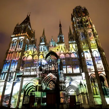 Share & Cheers Rouen