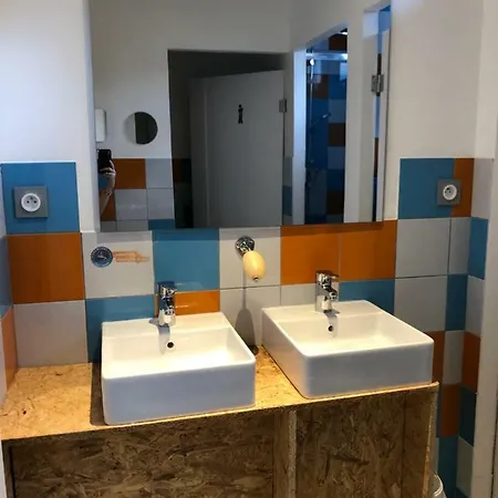 Auberge de jeunesse Share & Cheers Rouen